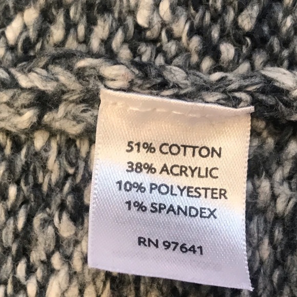 J. Jill grey and white asymetrical front zip knit sweater jacket size Me… - Picture 9 of 10